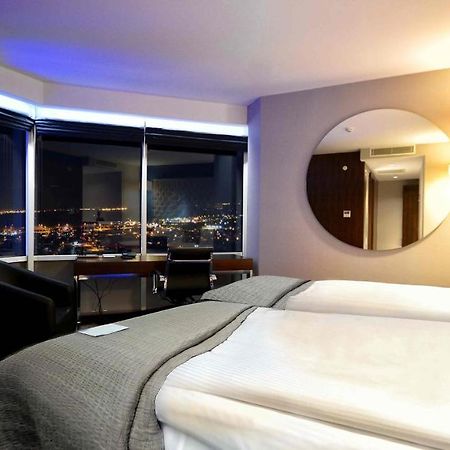 Ramada Encore By Wyndham Ізмір Екстер'єр фото